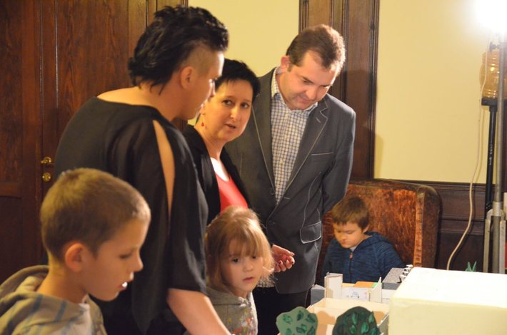 Kartony słodyczy za makietę GALERIA