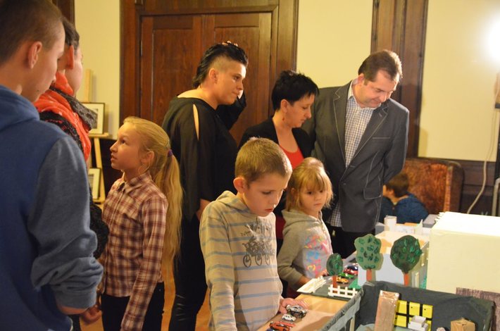 Kartony słodyczy za makietę GALERIA