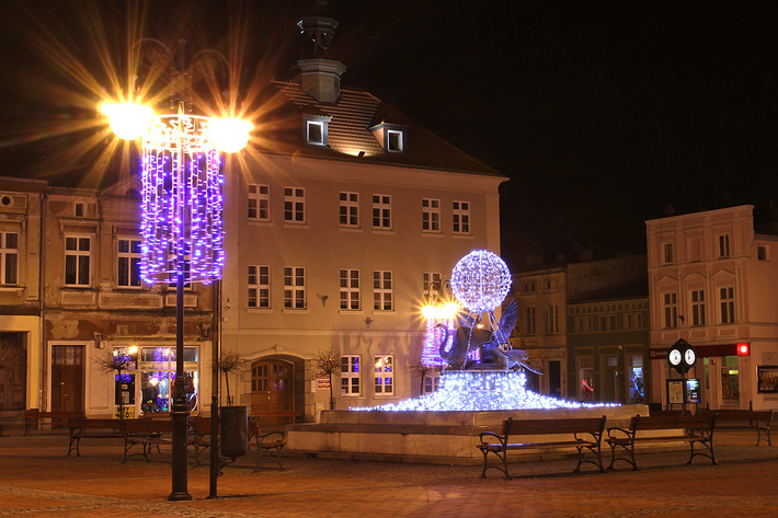 POWIAT TUCHOLSKI: Iluminacje rozświetliły nasze ulice  ZDJĘCIA