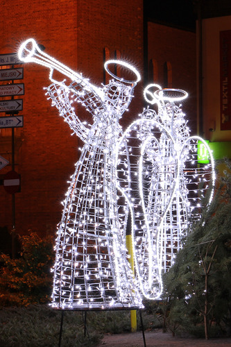 POWIAT TUCHOLSKI: Iluminacje rozświetliły nasze ulice  ZDJĘCIA