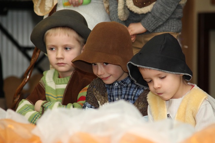 KĘSOWO Na scenie wystąpiło 120 dzieci (ZDJĘCIA)