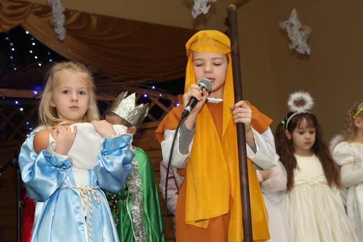 KĘSOWO Na scenie wystąpiło 120 dzieci (ZDJĘCIA)