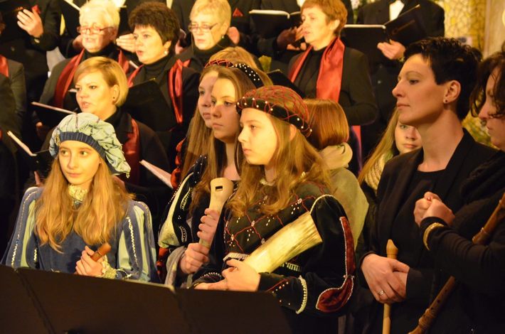 TUCHOLA: ?Capella? świętowała. I pożegnała się ze słuchaczami - ZDJĘCIA