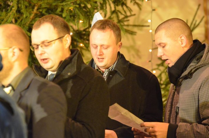 TUCHOLA: ?Capella? świętowała. I pożegnała się ze słuchaczami - ZDJĘCIA