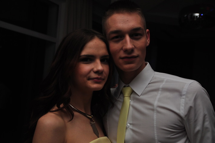 Studniówka ZSLiT, czyli taniec i... kabaret - ZDJĘCIA