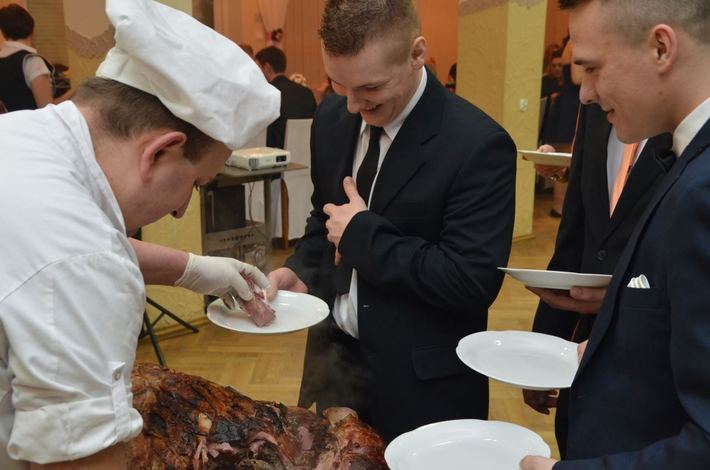 Studniówka Technikum Leśnego w Tucholi ZDJĘCIA