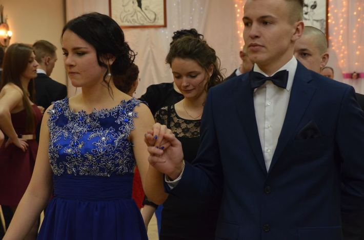 Studniówka Technikum Leśnego w Tucholi ZDJĘCIA