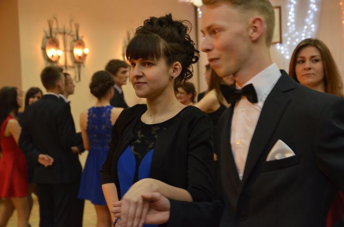 Studniówka Technikum Leśnego w Tucholi ZDJĘCIA