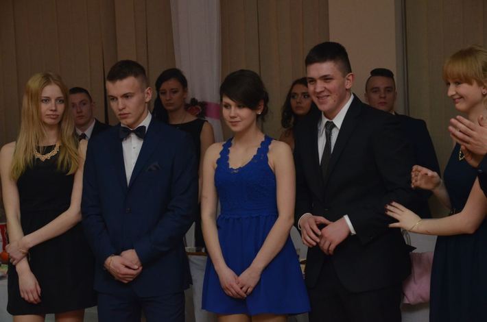 Studniówka Technikum Leśnego w Tucholi ZDJĘCIA