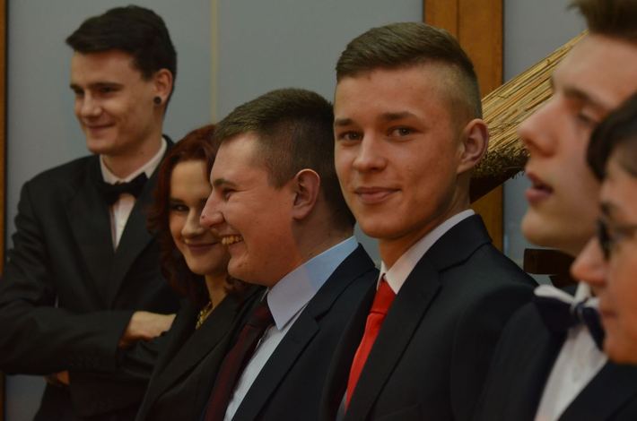 Studniówka Technikum Leśnego w Tucholi ZDJĘCIA