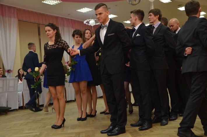 Studniówka Technikum Leśnego w Tucholi ZDJĘCIA