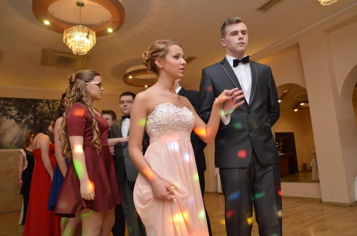 Studniówka Tucholskiej Szkoły Realnej - ZDJĘCIA