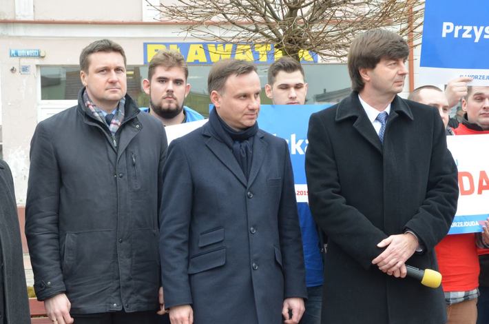 Andrzej Duda witał się z mieszkańcami Tucholi - ZDJĘCIA, FILM