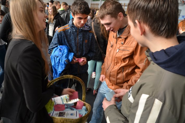 Tuchola: Powiatowe Targi Edukacyjne - ZDJĘCIA