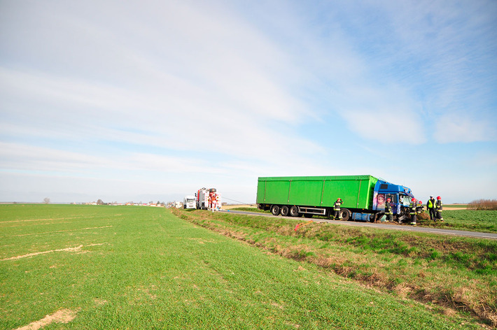 Wypadek śmiertelny na trasie Tuchola-Żalno ZDJĘCIA