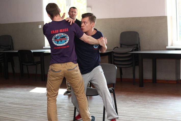 Śliwice: Pokaz krav magi w GOK - FILM, ZDJĘCIA