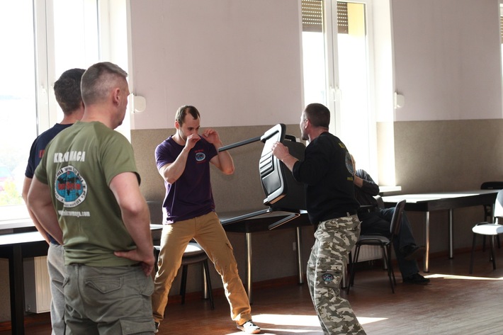 Śliwice: Pokaz krav magi w GOK - FILM, ZDJĘCIA