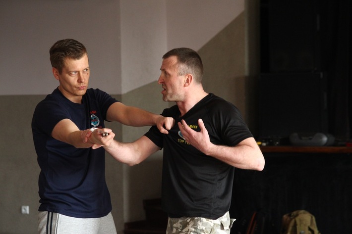 Śliwice: Pokaz krav magi w GOK - FILM, ZDJĘCIA