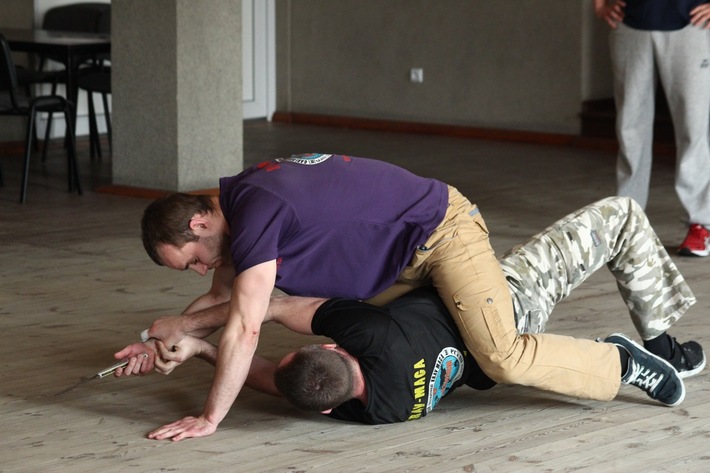 Śliwice: Pokaz krav magi w GOK - FILM, ZDJĘCIA