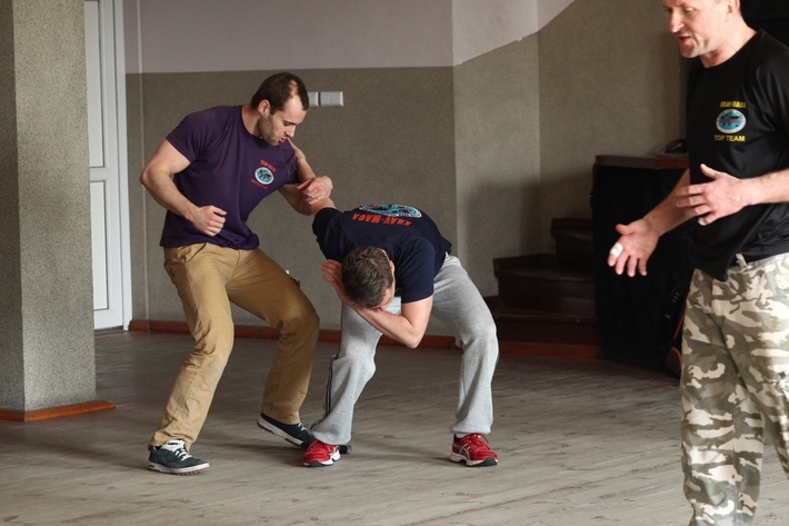 Śliwice: Pokaz krav magi w GOK - FILM, ZDJĘCIA