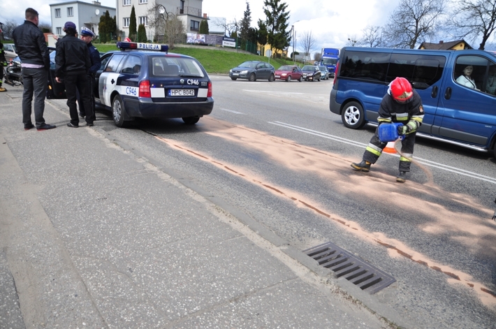 Tuchola: Zderzenie na skrzyżowaniu Chojnickiej i Czerskiej - ZDJĘCIA