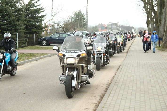 Żalno: Motocykliści rozpoczęli sezon - FILMY, ZDJĘCIA