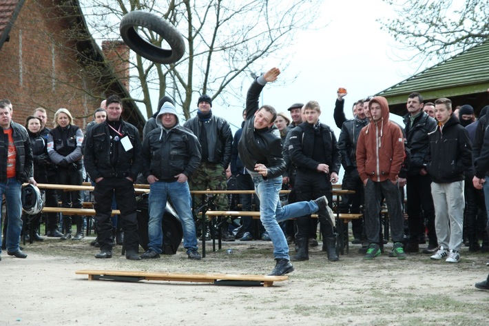 Żalno: Motocykliści rozpoczęli sezon - FILMY, ZDJĘCIA