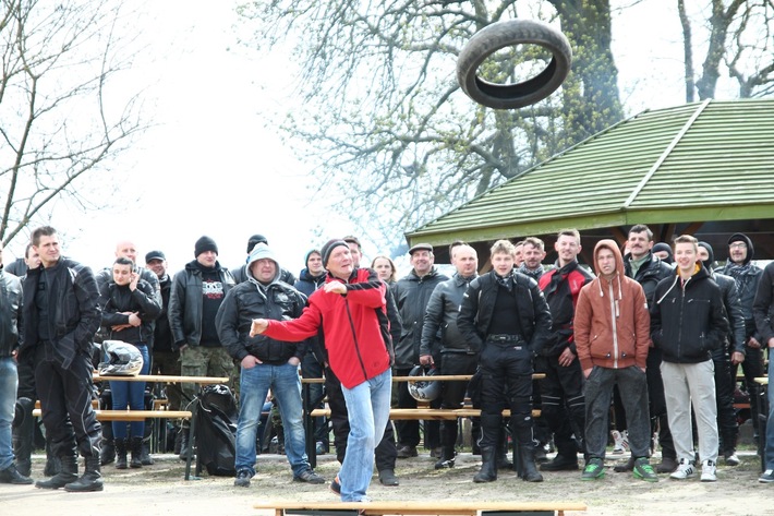 Żalno: Motocykliści rozpoczęli sezon - FILMY, ZDJĘCIA