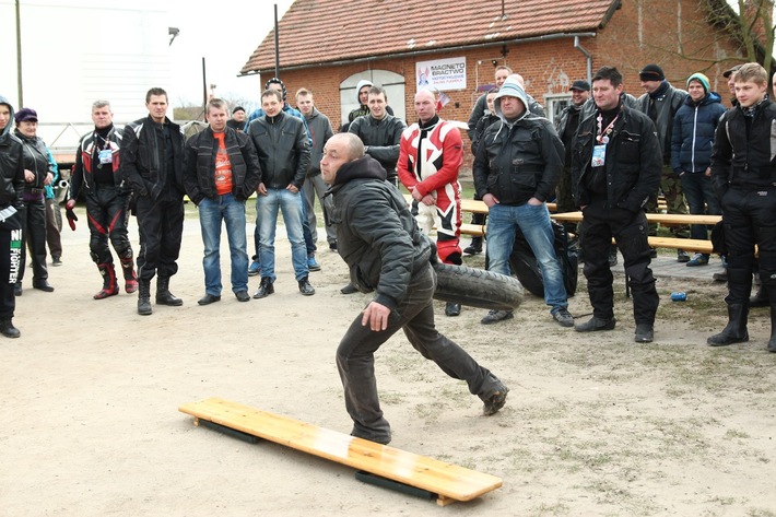 Żalno: Motocykliści rozpoczęli sezon - FILMY, ZDJĘCIA