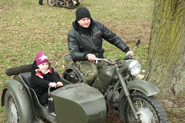 Żalno: Motocykliści rozpoczęli sezon - FILMY, ZDJĘCIA