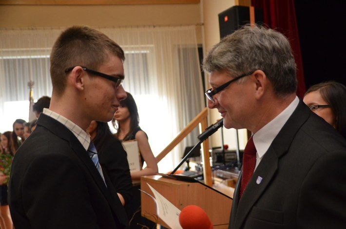 ZSLiA: pożegnanie absolwentów - ZDJĘCIA