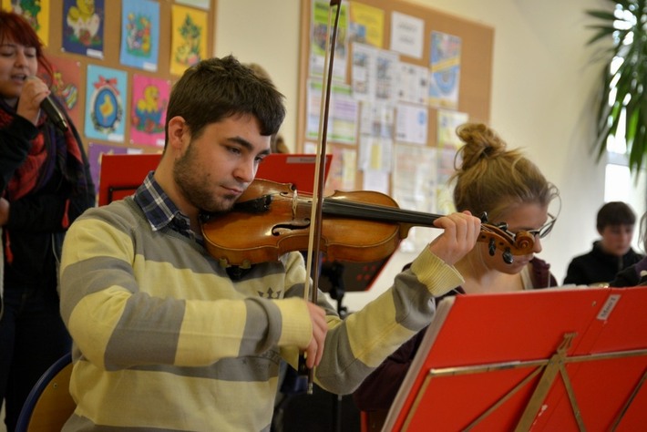 Campanellą dyrygowali studenci - ZDJĘCIA, FILM