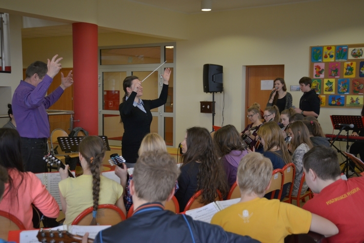 Campanellą dyrygowali studenci - ZDJĘCIA, FILM