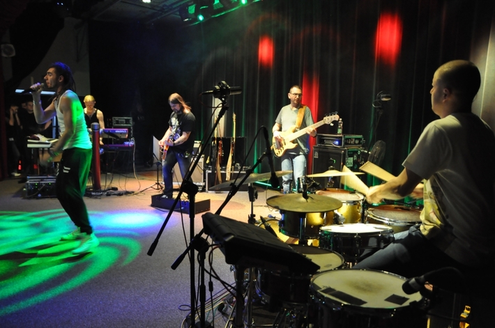 Kamil Bednarek zaśpiewał Tucholi - ZDJĘCIA