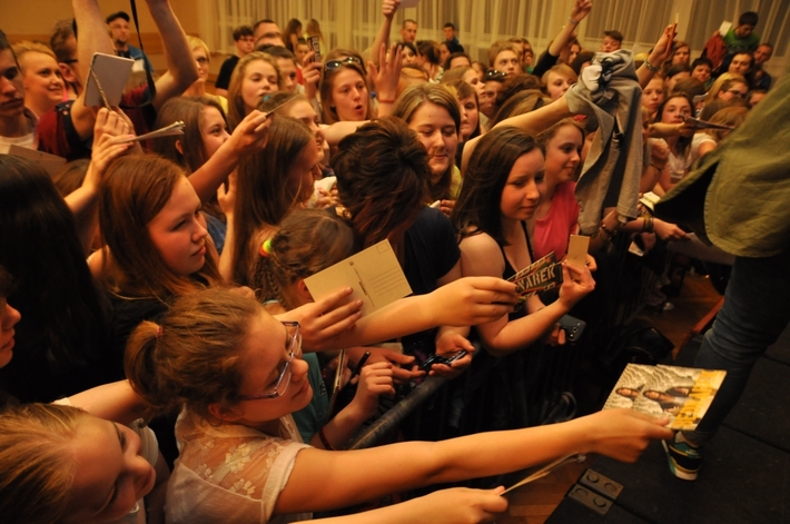 Kamil Bednarek zaśpiewał Tucholi - ZDJĘCIA