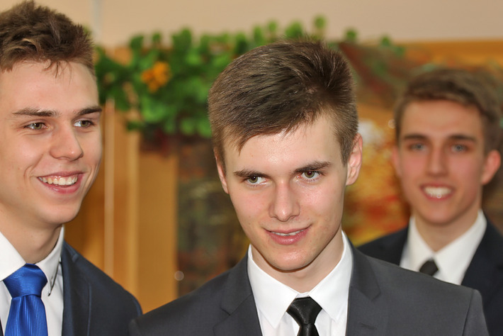 Tucholska Szkoła Realna żegna maturzystów - ZDJĘCIA