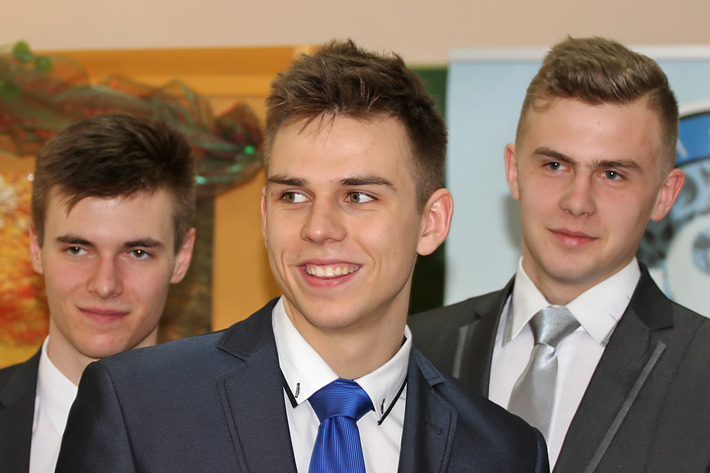 Tucholska Szkoła Realna żegna maturzystów - ZDJĘCIA