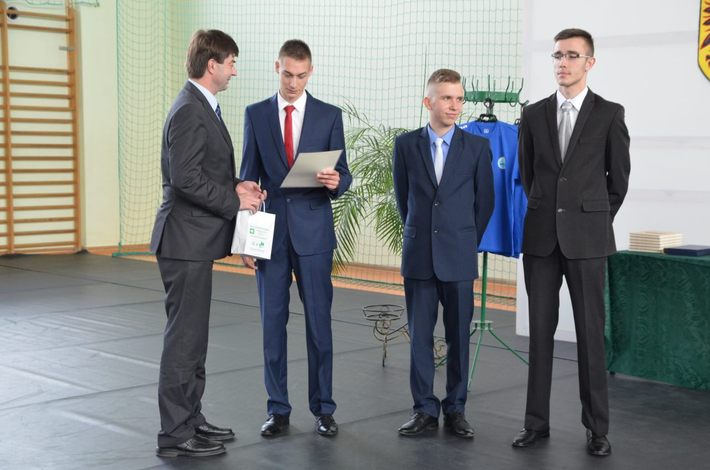 ZSLiT - absolwenci technicy - ZDJĘCIA