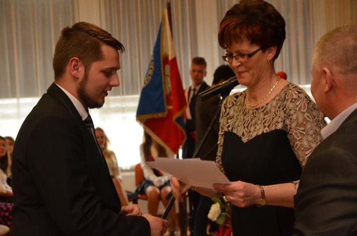 Trzecioklasiści opuścili Nowodworek - ZDJĘCIA