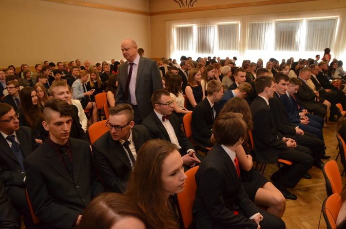 Trzecioklasiści opuścili Nowodworek - ZDJĘCIA