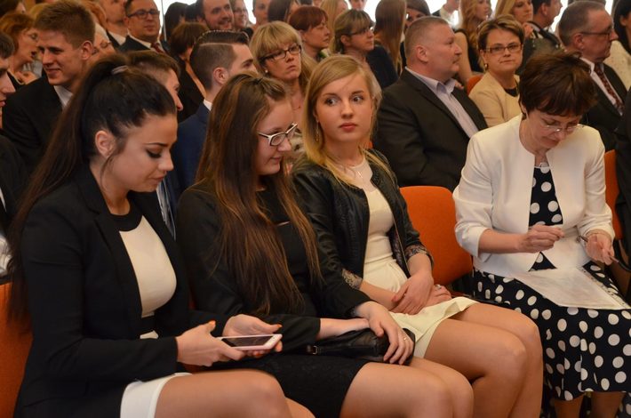 Trzecioklasiści opuścili Nowodworek - ZDJĘCIA