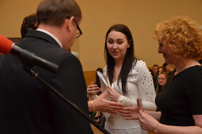 Trzecioklasiści opuścili Nowodworek - ZDJĘCIA