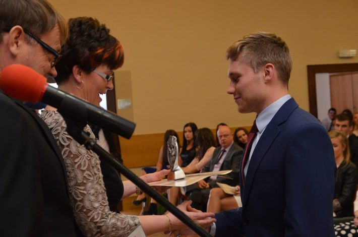 Trzecioklasiści opuścili Nowodworek - ZDJĘCIA