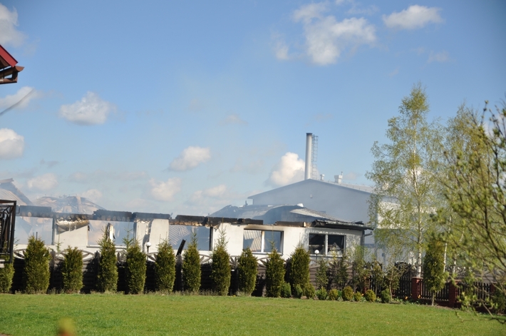 Wielki pożar u producenta mebli - ZDJĘCIA