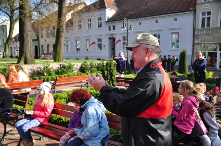 Tuchola: Tak obchodziliśmy Dzień Flagi - ZDJĘCIA