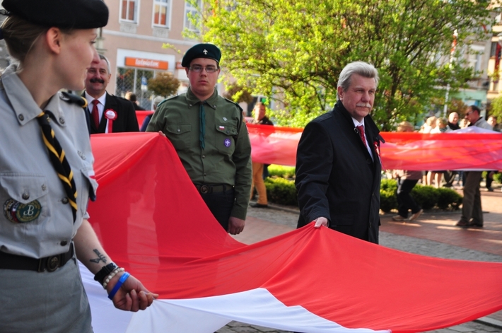 Tuchola: Tak obchodziliśmy Dzień Flagi - ZDJĘCIA