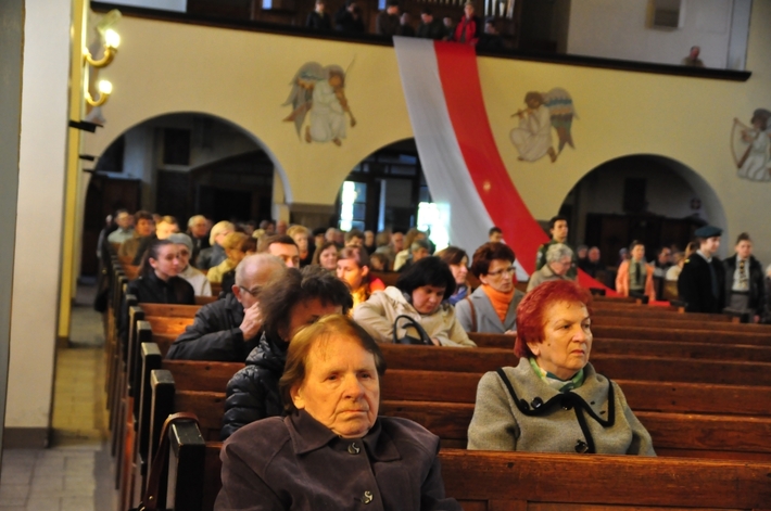 Tuchola: Tak obchodziliśmy Dzień Flagi - ZDJĘCIA