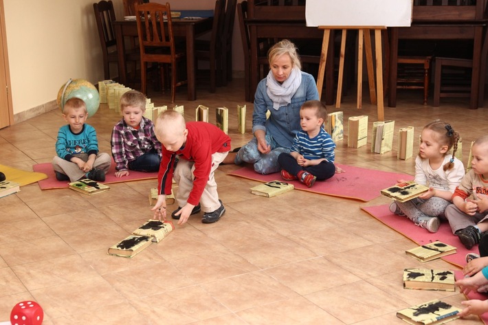 Kęsowo: Dzień Domina w bibliotece ZDJĘCIA