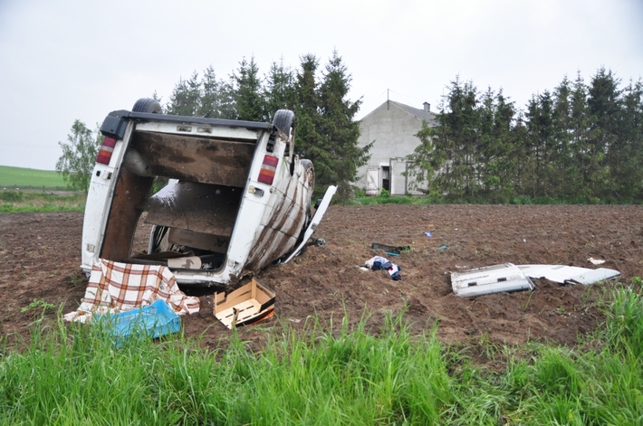 Wypadek na trasie Tuchola-Gostycyn - ZDJĘCIA
