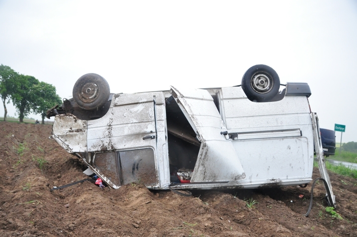 Wypadek na trasie Tuchola-Gostycyn - ZDJĘCIA